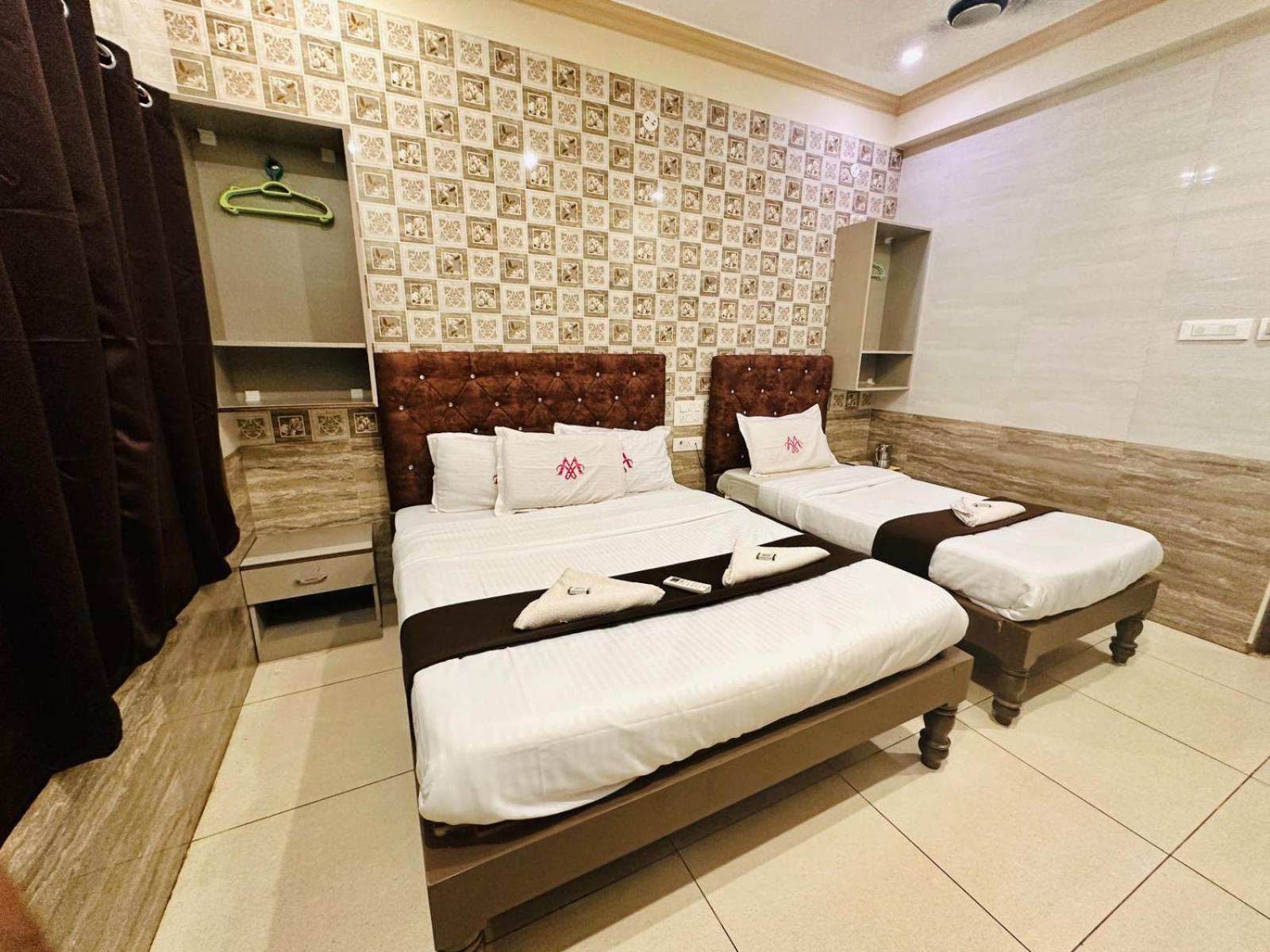 צ'נאי Marina Palace מראה חיצוני תמונה